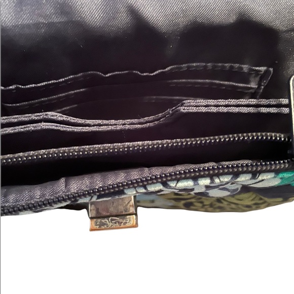 Vera Bradley Navy Green wristlet - Picture 3 of 8